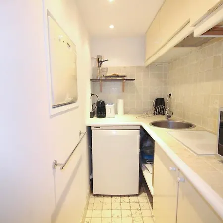 Luckey Homes - Rue Des Rosiers Parigi